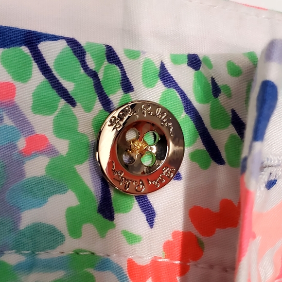 Lilly Pulitzer 19277 Callahan Short Roar of the Seas Multi. Size 00 - Picture 3 of 13